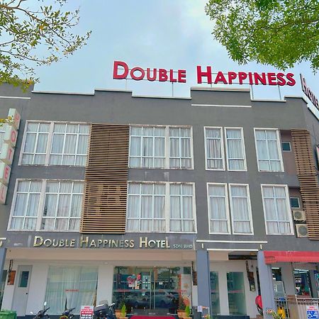 Double Happiness Hotel Sitiawan Exterior photo